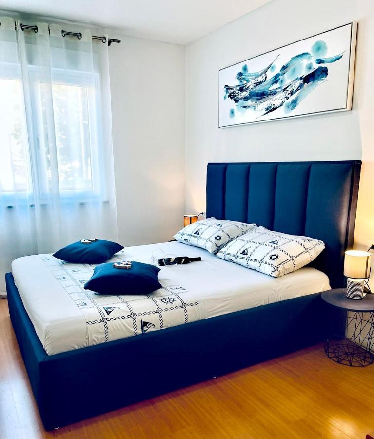 Luana Lux Apartment Pula Buitenkant foto